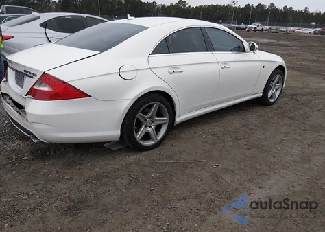 2008 Mercedes-Benz Cls 550 z USA, uszkodzony, nr VIN WDDDJ72X28A124932
